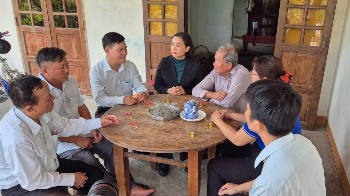 Nhiều hộ dân ở Long An thoát nghèo nhờ Quỹ hỗ trợ cộng đồng David Dương 1 z6498215662478f078a9a2aad1f72b3e119e0f3ed46961 17444530170311963684437