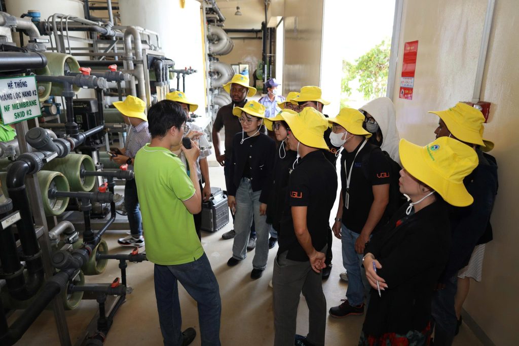 z6883056025935 928731a6ff85e76216c5325ccb850cfc