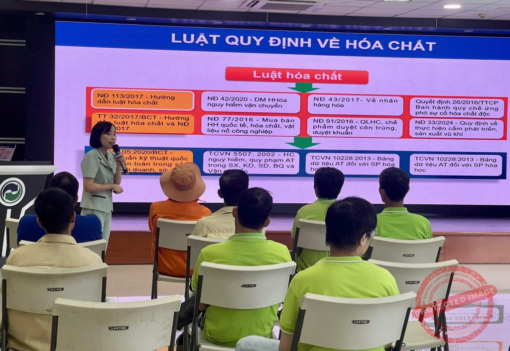 VWS trang bị kỹ năng ứng phó sự cố hóa chất cho người lao động 2 1787901370364 4308161508759872822 g5095384560922896201 b94e02e76aac016f0c47308cc3d550cf 172759