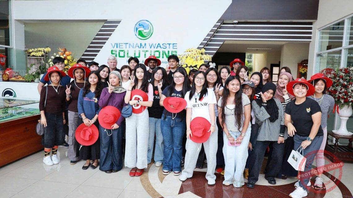 Sinh viên Singapore bất ngờ với dự án đốt phát điện quy mô tại Đa Phước 1 h3 704 2498.jpg